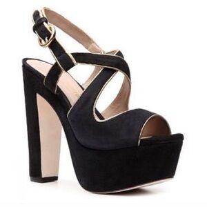 NEVER WORN POUR LE VICTOIRE PLATFORMS 7